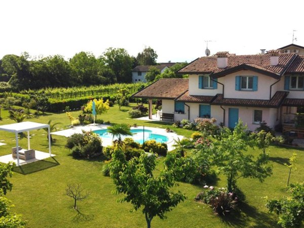 casa indipendente in vendita a Gorizia in zona Lucinico