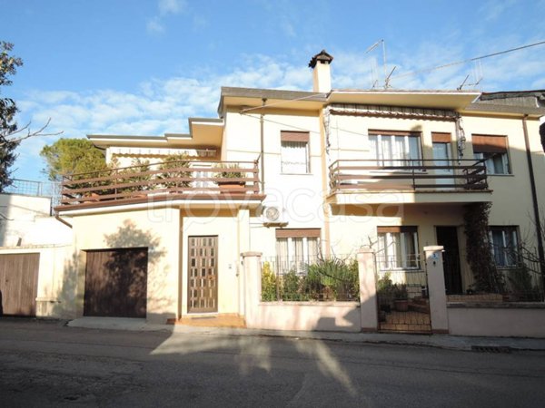 casa indipendente in vendita a Gorizia in zona San Rocco