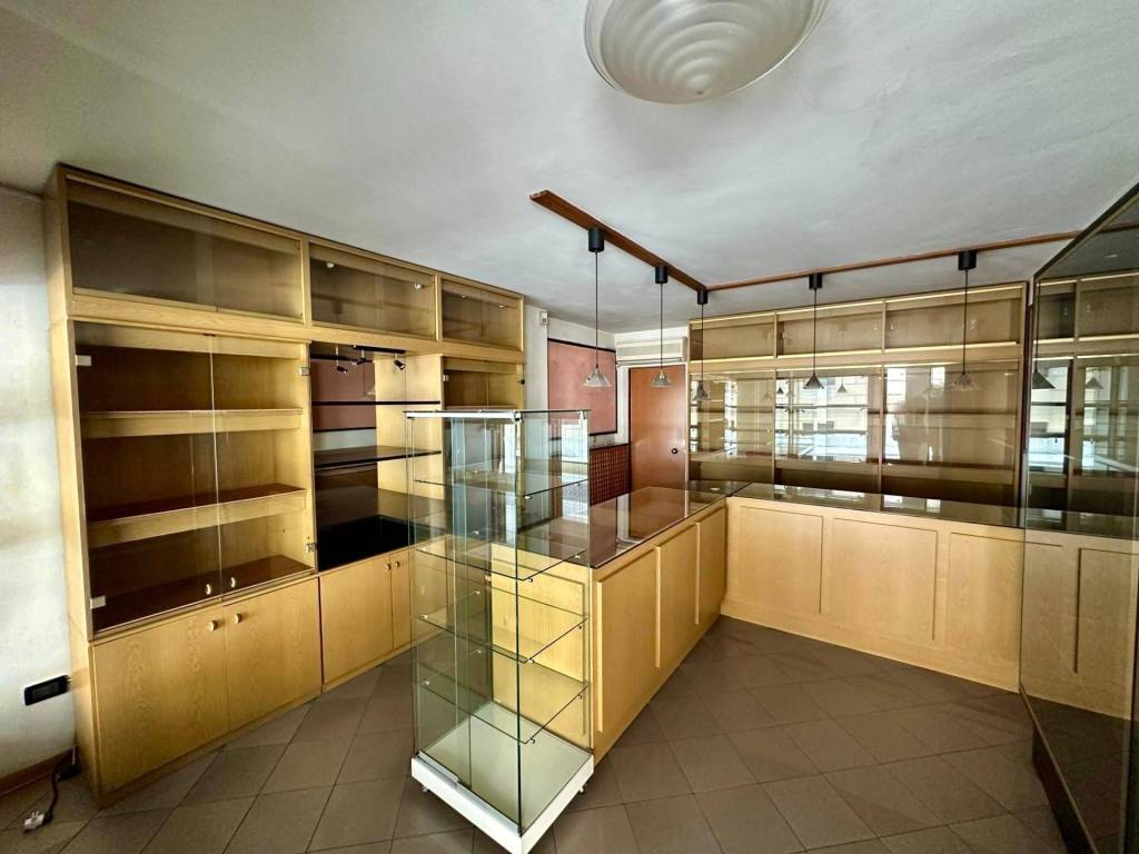 negozio in vendita a Gorizia