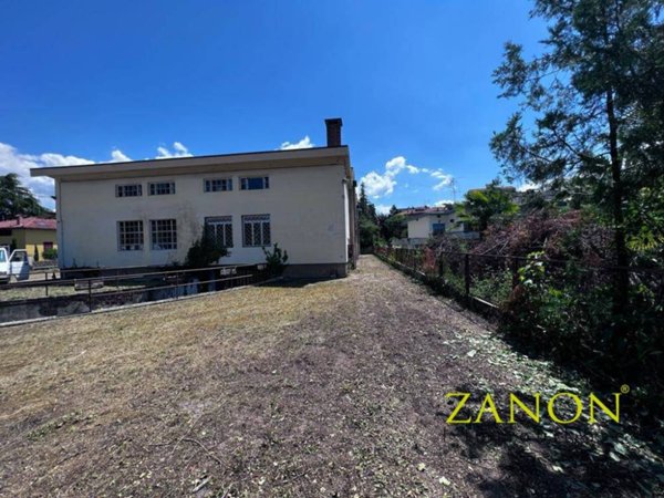 locale di sgombero in vendita a Gorizia