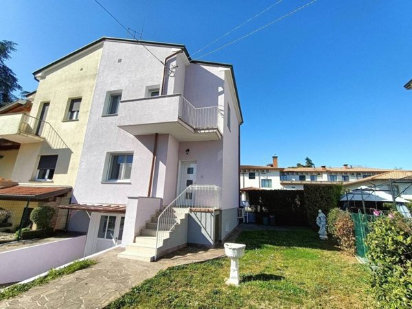 casa indipendente in vendita a Gorizia