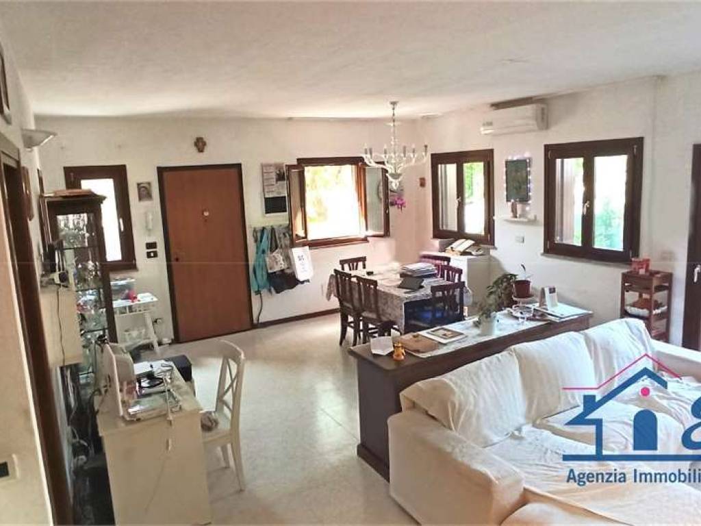 casa indipendente in vendita a Gorizia