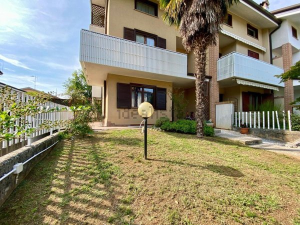 casa indipendente in vendita a Gorizia