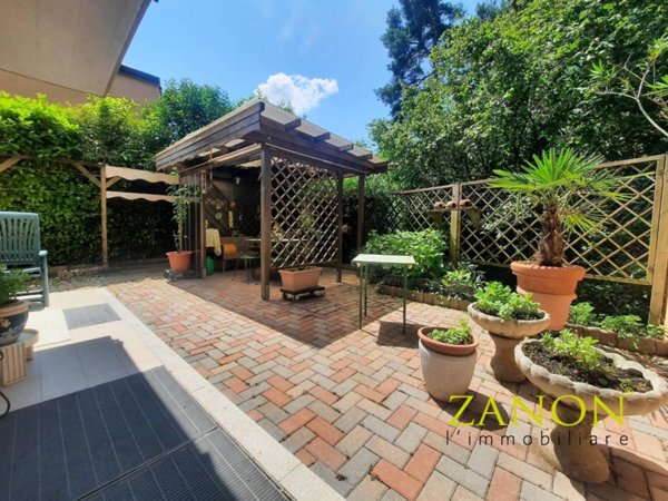 casa indipendente in vendita a Gorizia
