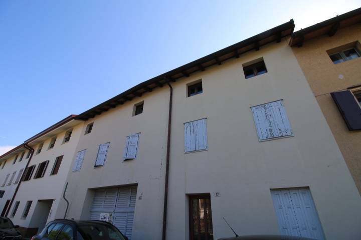 casa indipendente in vendita a Gorizia in zona Lucinico