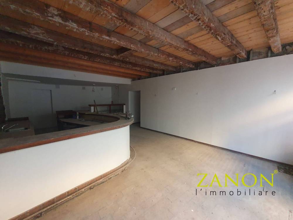 negozio in vendita a Gorizia