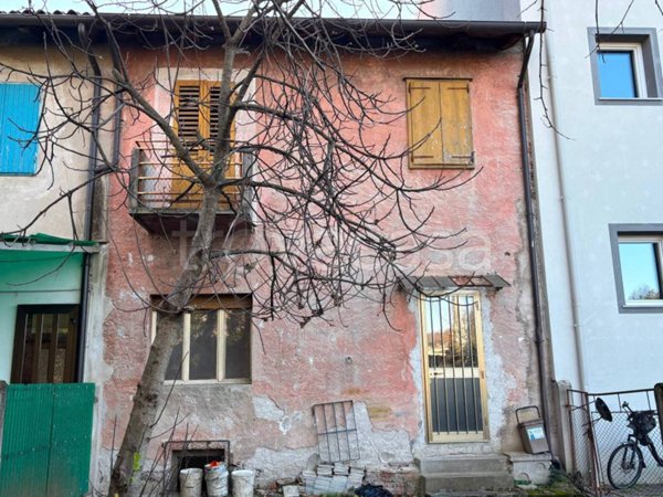 casa indipendente in vendita a Gorizia