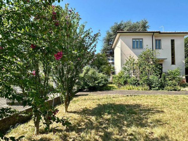 casa indipendente in vendita a Gorizia