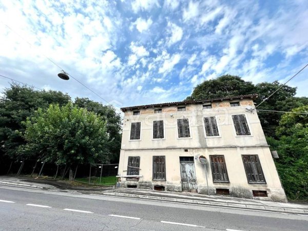 casa indipendente in vendita a Gorizia in zona Lucinico