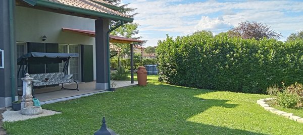 casa indipendente in vendita a Gorizia in zona Lucinico