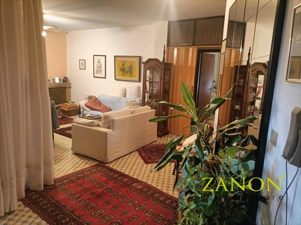 casa indipendente in vendita a Gorizia