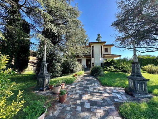 casa indipendente in vendita a Gorizia in zona Lucinico