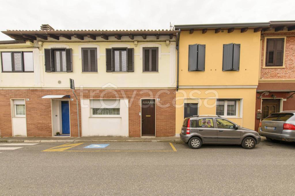casa indipendente in vendita a Gorizia in zona Lucinico