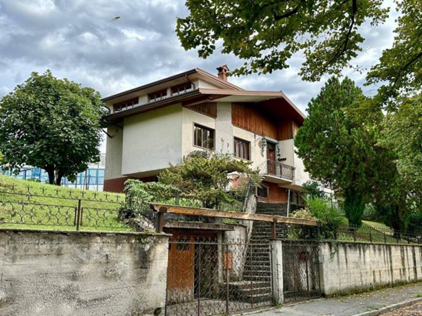 casa indipendente in vendita a Gorizia