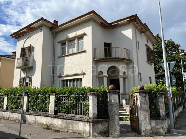 casa indipendente in vendita a Gorizia