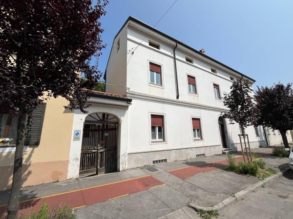 casa indipendente in vendita a Gorizia