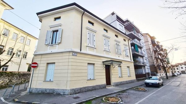 ufficio in vendita a Gorizia