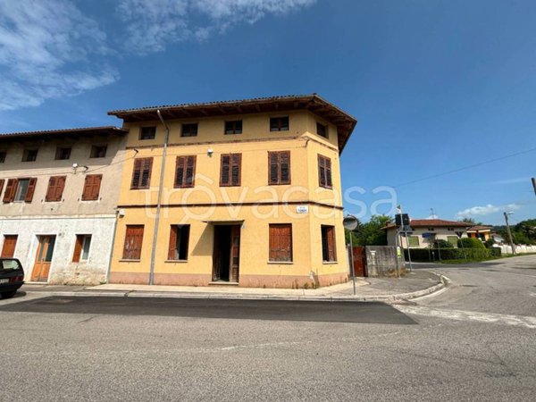 casa indipendente in vendita a Gorizia in zona Lucinico