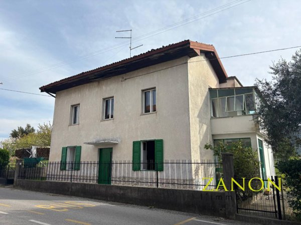 casa indipendente in vendita a Gorizia in zona Oslavia
