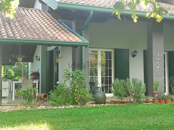 casa indipendente in vendita a Gorizia in zona Lucinico