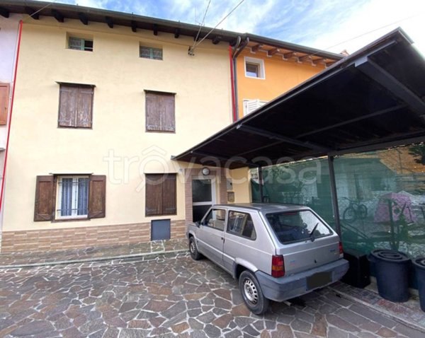 casa indipendente in vendita a Gorizia in zona Lucinico