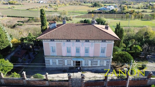 casa indipendente in vendita a Gorizia in zona Lucinico