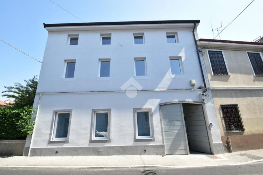 appartamento in vendita a Gorizia in zona San Rocco