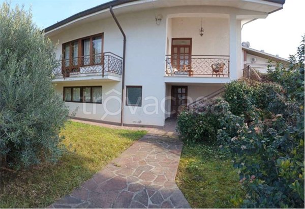casa indipendente in vendita a Gorizia in zona San Rocco