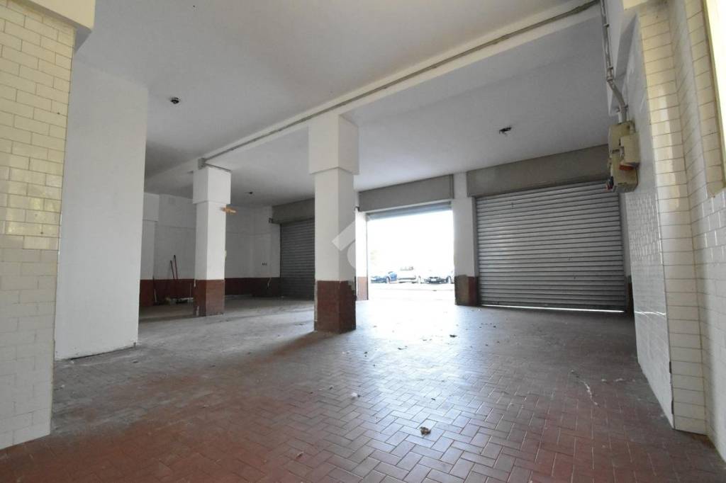 locale commerciale in vendita a Gorizia