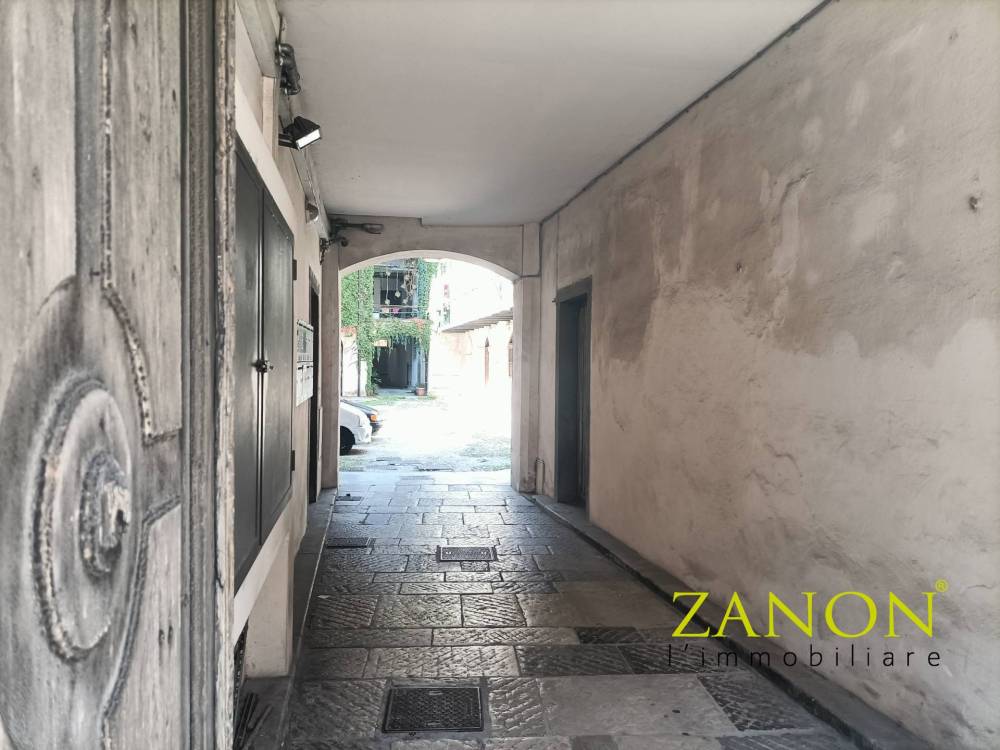 appartamento in vendita a Gorizia in zona Piazzutta