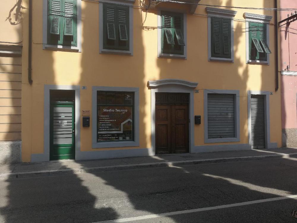 ufficio in vendita a Gorizia in zona Castello