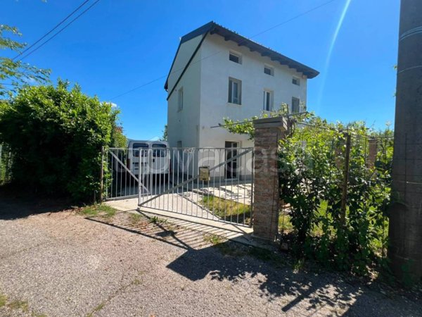 casa indipendente in vendita a Gorizia