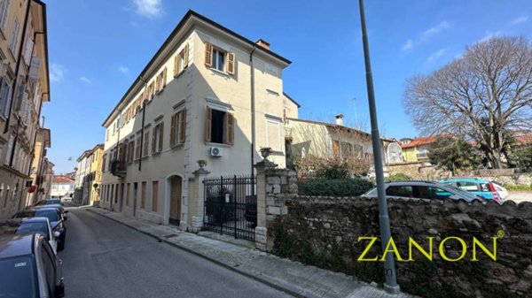 appartamento in vendita a Gorizia in zona Piazzutta
