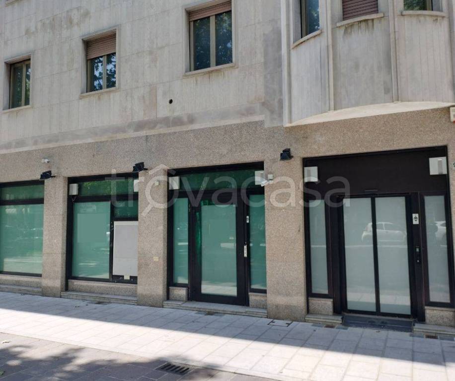 locale commerciale in vendita a Gorizia