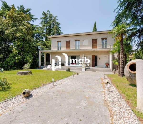 casa indipendente in vendita a Gorizia in zona San Rocco
