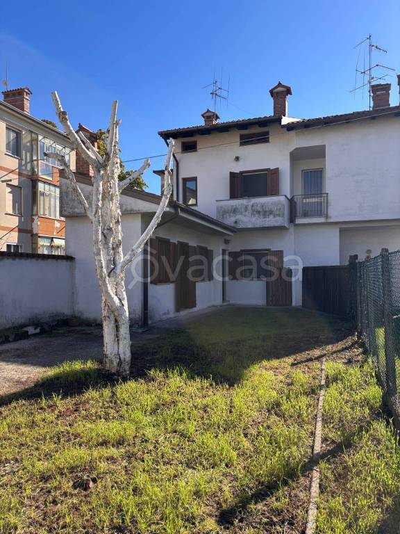 casa indipendente in vendita a Gorizia in zona Lucinico