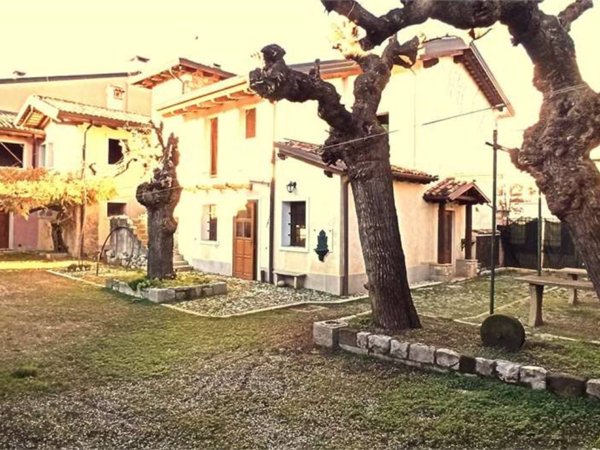 intera palazzina in vendita a Gradisca d'Isonzo