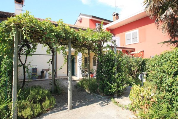 casa indipendente in vendita a Gradisca d'Isonzo