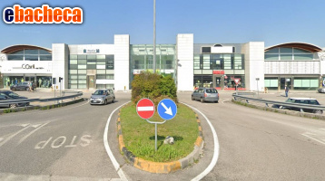 locale commerciale in vendita a Gradisca d'Isonzo