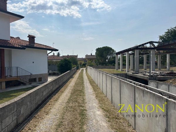 terreno edificabile in vendita a Gradisca d'Isonzo