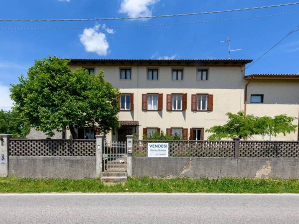 casa indipendente in vendita a Gradisca d'Isonzo