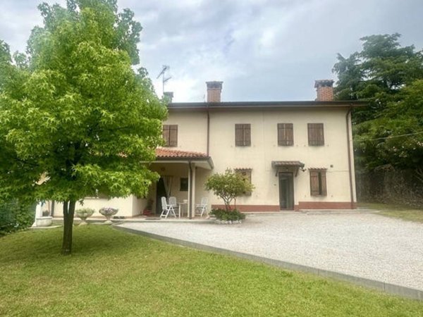casa indipendente in vendita a Gradisca d'Isonzo