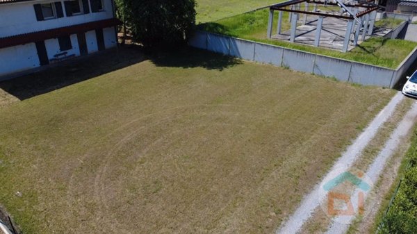 terreno in vendita a Gradisca d'Isonzo