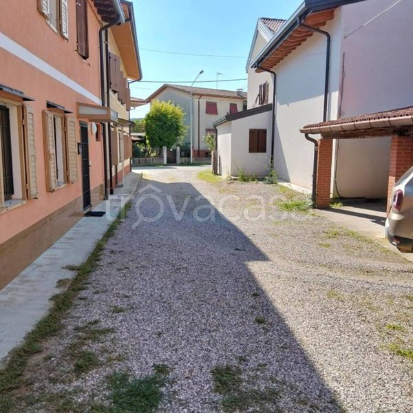casa indipendente in vendita a Gradisca d'Isonzo