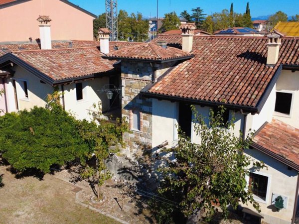 casa indipendente in vendita a Gradisca d'Isonzo