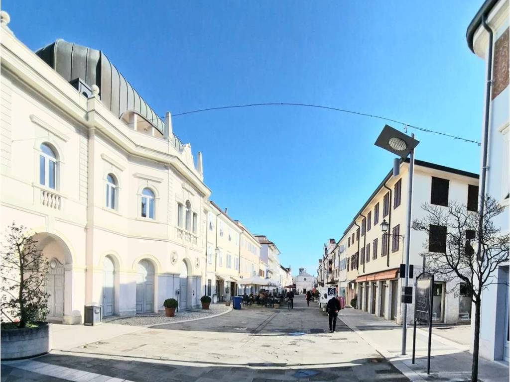 negozio in vendita a Gradisca d'Isonzo
