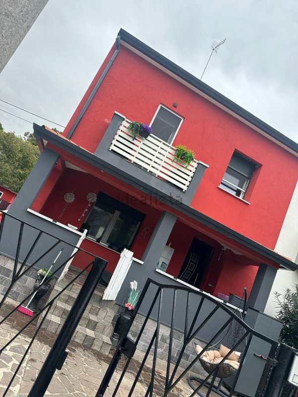 casa indipendente in vendita a Gradisca d'Isonzo