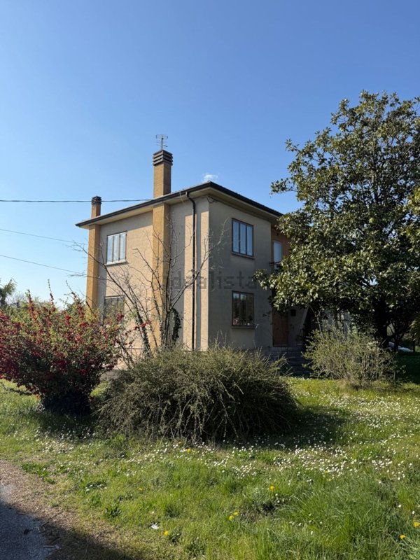 casa indipendente in vendita a Gradisca d'Isonzo