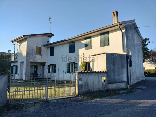 casa indipendente in vendita a Gradisca d'Isonzo