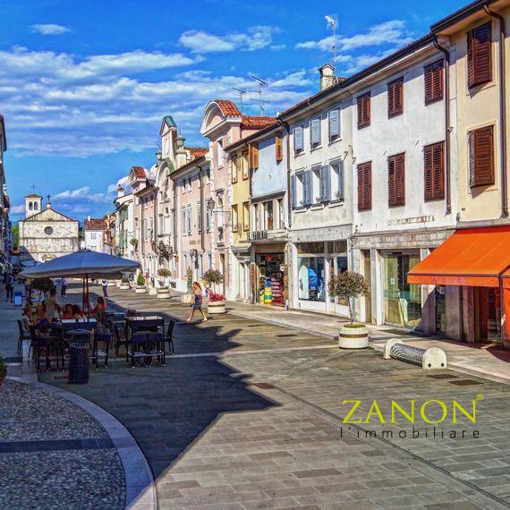 negozio in vendita a Gradisca d'Isonzo